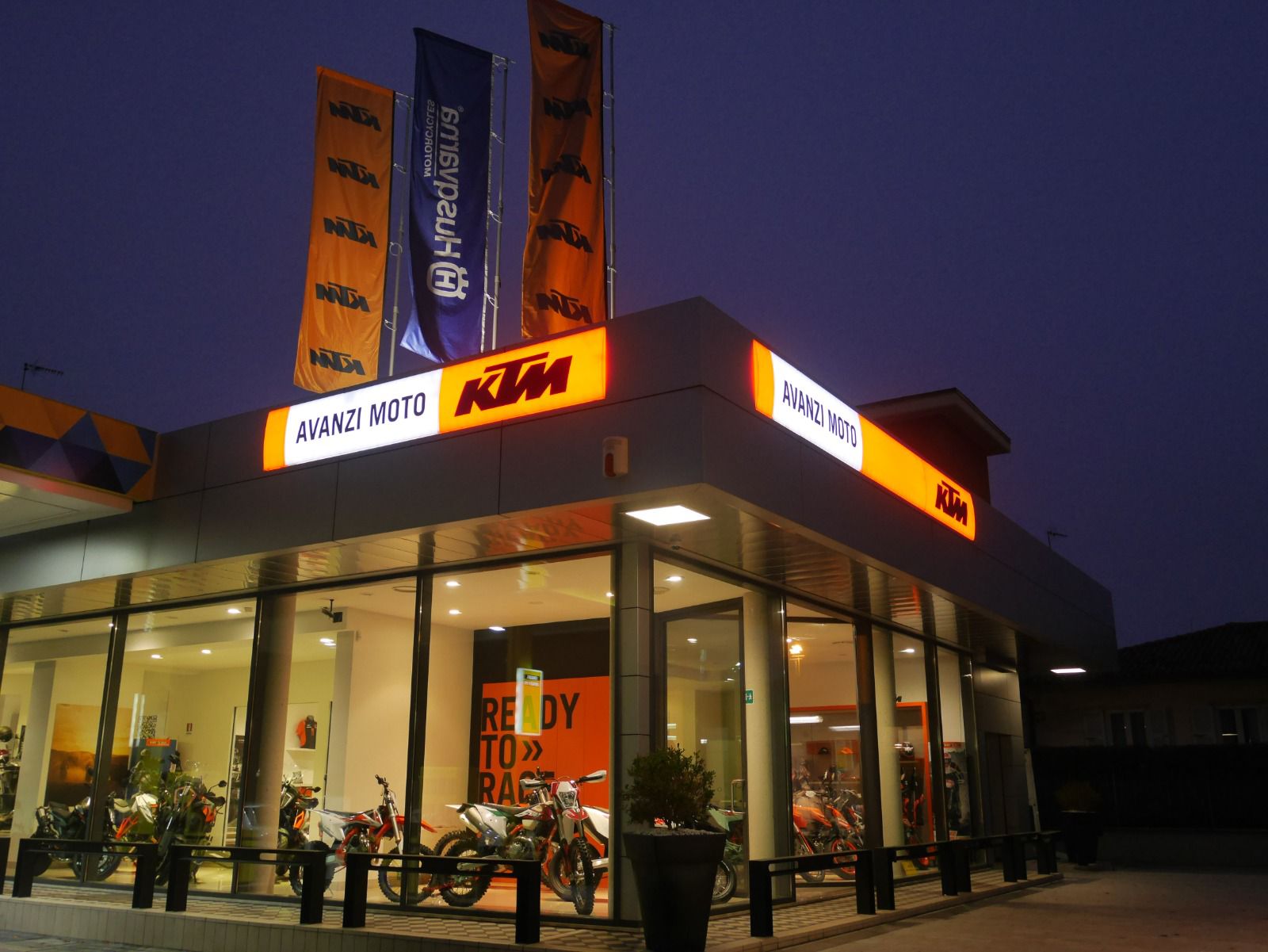 Showroom Avanzi Moto